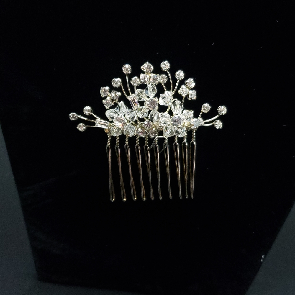 Crystal and rhinestone hair comb
